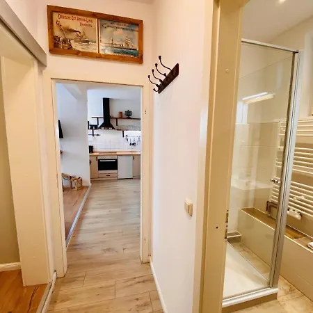 Claas, In Sichtweite Des Leuchtturms